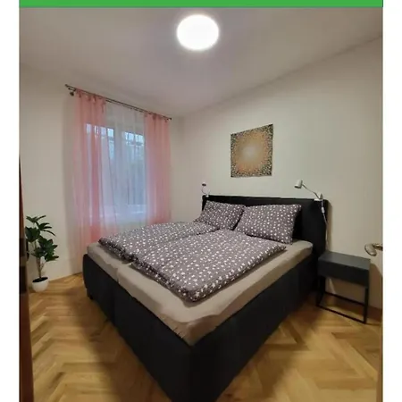 Apartment Spoon