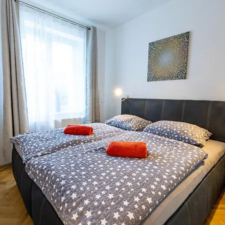Spoon 1 Прага