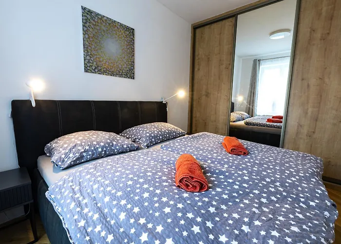 Apartman Spoon 1 *